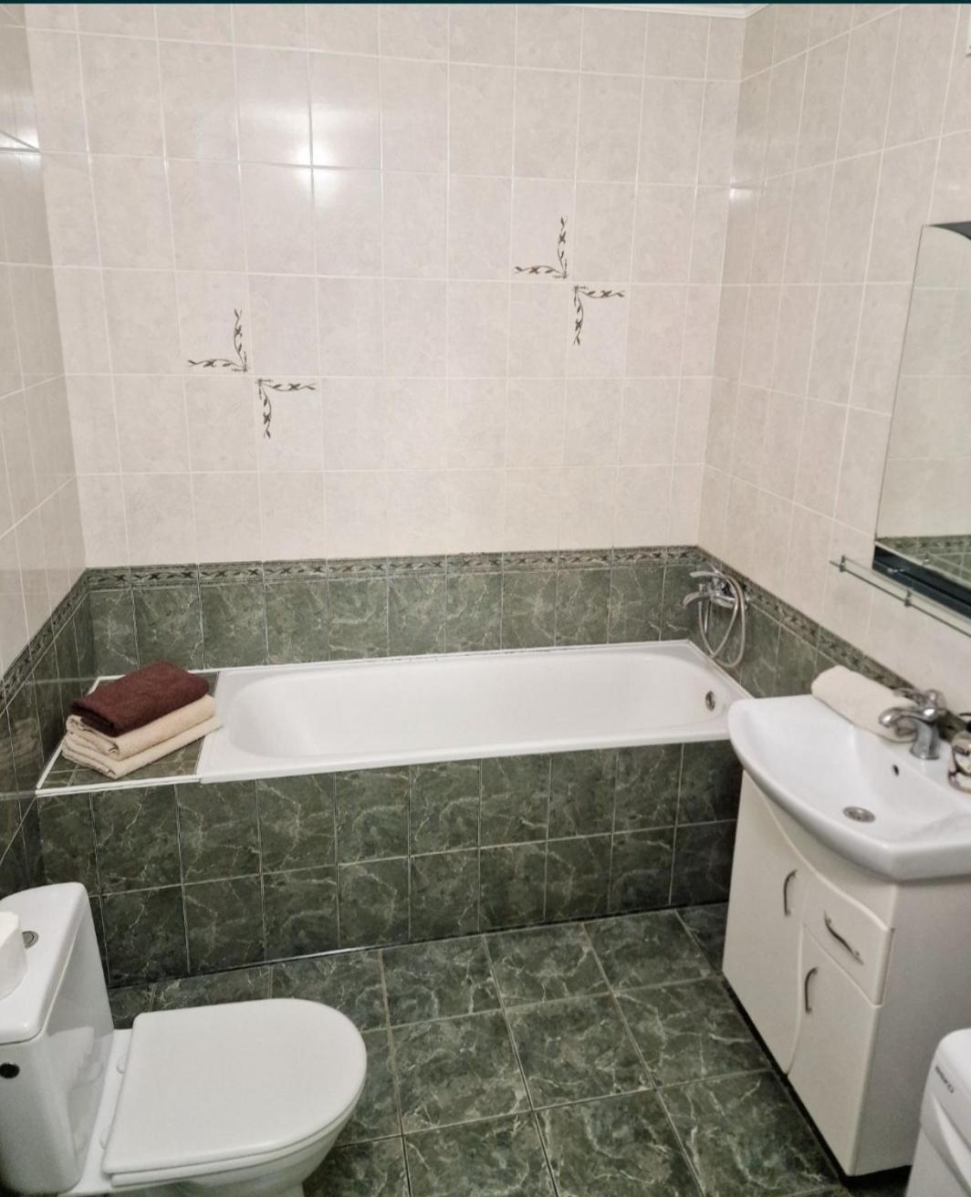 Apartment On Kravchuka, 11B Lutsʼk 外观 照片
