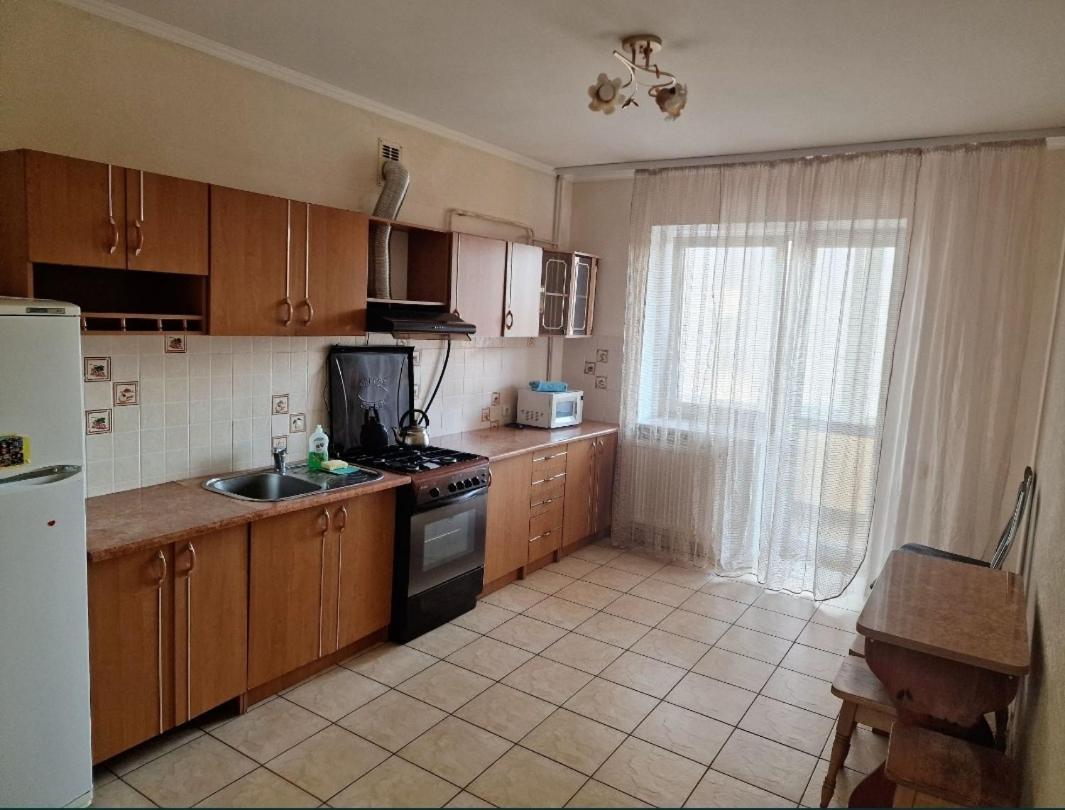 Apartment On Kravchuka, 11B Lutsʼk 外观 照片